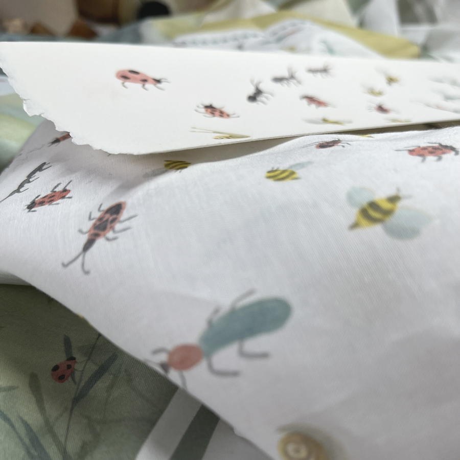 Création artisanale de motifs pour linge de maison enfant